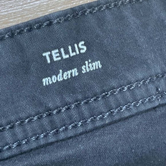 EUC Men’s AG Tellis Jeans (29x32) - Picture 6 of 8